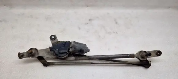 Suzuki Grand Vitara II Front wiper linkage and motor 3811065J00