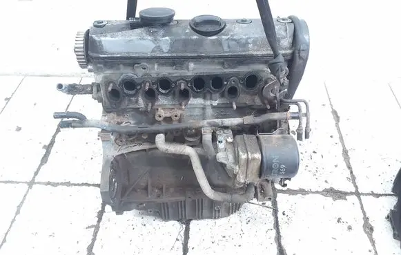 Volvo V70 Engine D5252T 074103373G