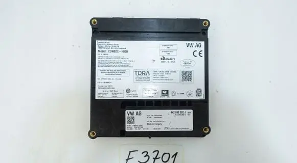 Audi A3 S3 8V Gateway control module 4K2035282J