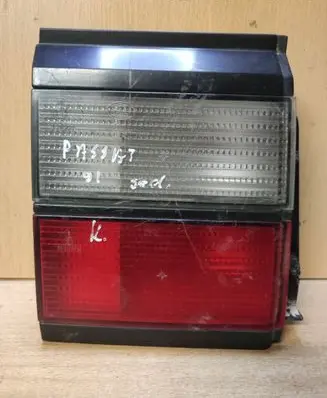 Volkswagen PASSAT B3 Tailgate rear/tail lights 357945107
