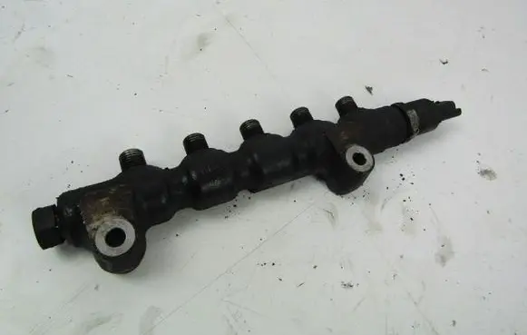 Citroen C3 Fuel main line pipe 
