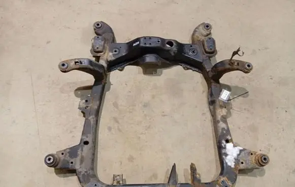 Opel Astra H Front subframe 