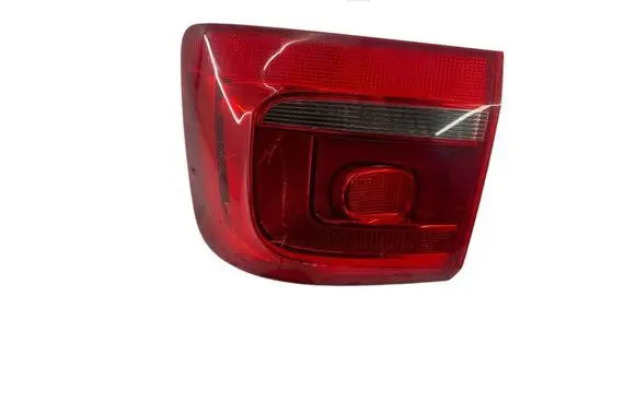Volkswagen Touran II Rear/tail lights 1T0945096R