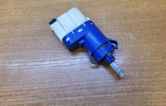 Volvo S80 Brake pedal sensor switch 3M5T9C872AC