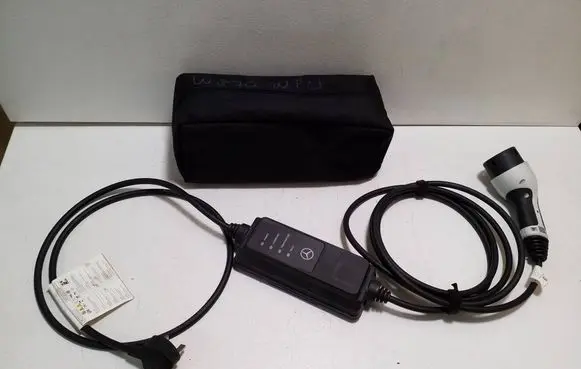 Mercedes-Benz EQC Electric car charging cable A0005837303 A0008990500 DPN13965800
