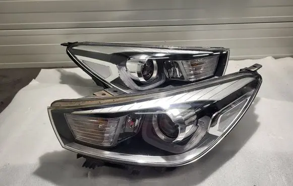 KIA Rio Headlights/headlamps set 