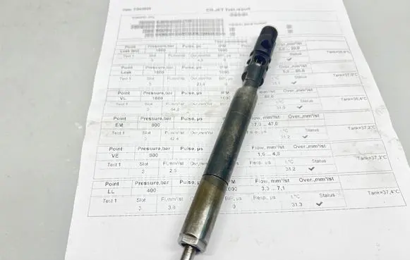 Mercedes-Benz E W211 Fuel injector A6460700987 EJBR04201D