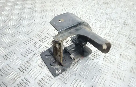 Chevrolet Captiva Other engine bay part