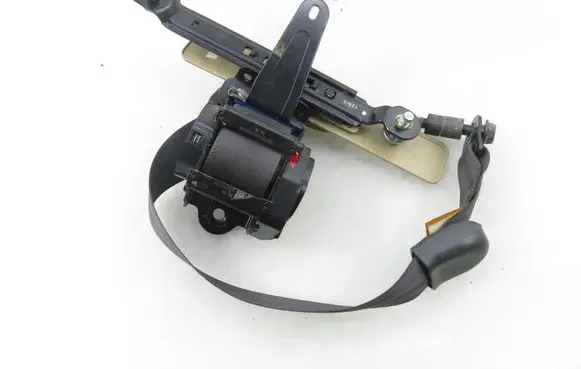 Chevrolet Captiva Front seatbelt 96474670