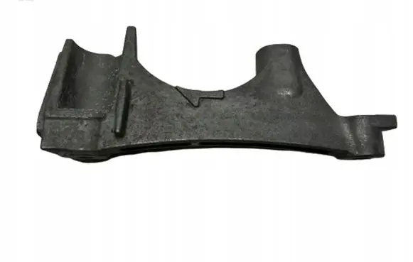 Engine mounting bracket