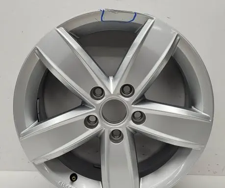 Volkswagen Touran III R16 alloy rim 5TA071496
