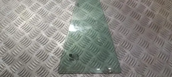 Opel Astra H Rear vent window glass 43R001582 43R-001582