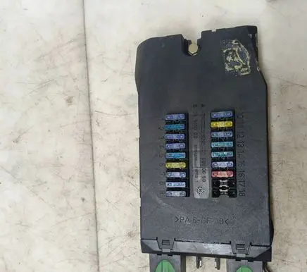 Mercedes-Benz Vito Viano W638 Fuse module 0005400650 08501002