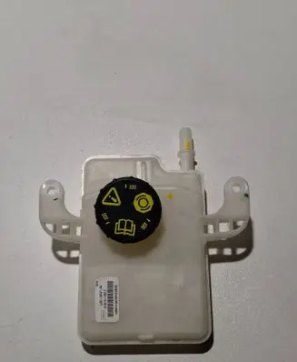 Ford Mustang Mach-E Brake fluid reservoir LJ9C2N147BA