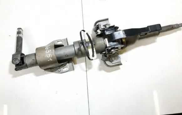 Mitsubishi Carisma Steering wheel axle