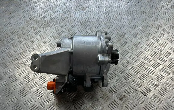 KIA Sportage Generator/alternator 37390-2M900