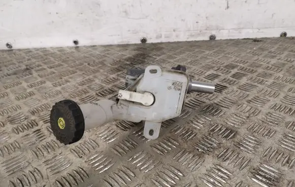 Mitsubishi Outlander Master brake cylinder 220536
