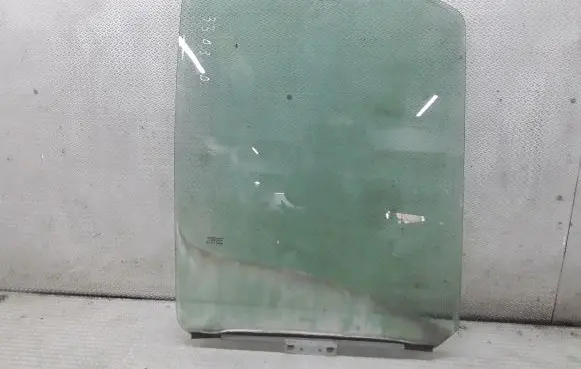 Opel Movano A Front door window glass four-door