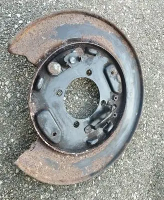 Honda CR-V Rear brake disc plate dust cover 
