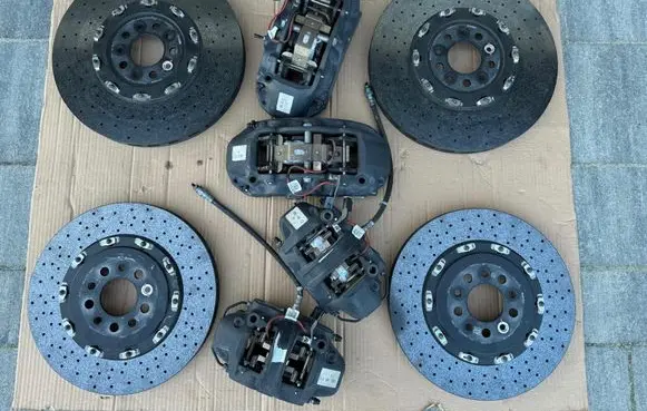 Maserati MC20 Brake discs and calipers set 