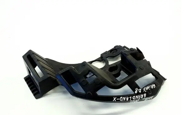 Opel Grandland X Rear bumper mounting bracket YP00035880