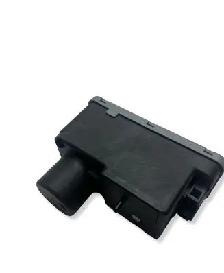 Volkswagen PASSAT B4 Central locking vacuum pump 1H0962257