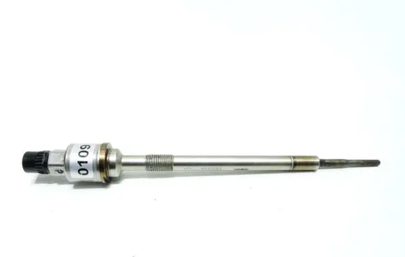 Opel Astra J Glow plug 55579436 0103010904 55579443