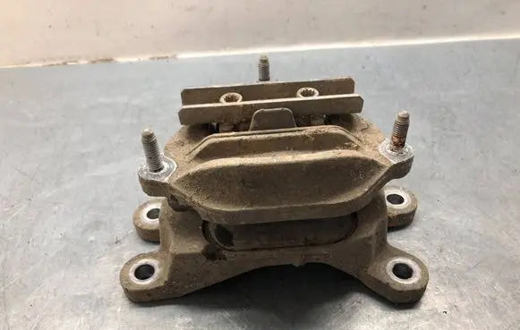 Audi Q5 SQ5 8R Gearbox mount 8K0399115S 7208071