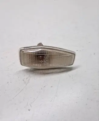KIA Sorento Front fender indicator light 923043B1
