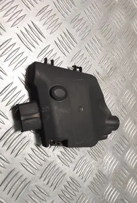 Citroen DS3 Fuse box cover 966979180