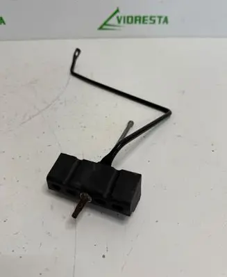 Jaguar XF X250 Battery bracket 