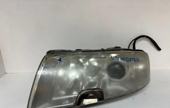 Skoda Superb B5 (3U) Headlight/headlamp