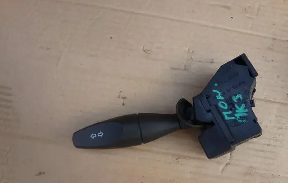 Ford Mondeo Mk III Fog light switch 