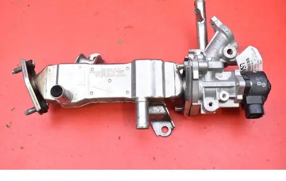 BMW 2 Active Tourer U06 EGR valve 25620-37120