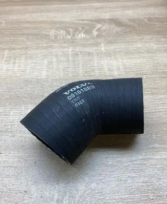 Volvo S40, V40 Engine coolant pipe/hose 09161889