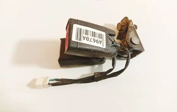 KIA Ceed Middle seatbelt buckle (rear) 