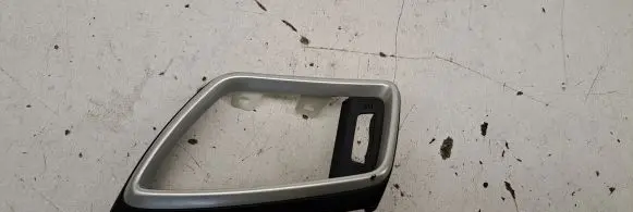 Nissan Qashqai Dashboard side air vent grill/cover trim 68760HV00A