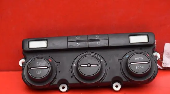 Skoda Octavia Mk2 (1Z) Climate control unit