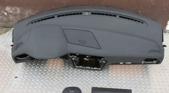 Volkswagen Tiguan Dashboard 5TB880841F