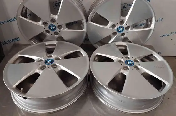 BMW i3 R19 alloy rim 6852053 37304 373049