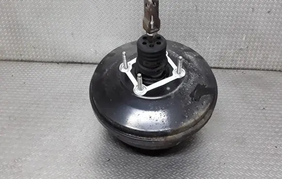 Subaru Forester SH Brake booster