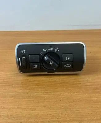 Volvo XC60 Light switch 31443839