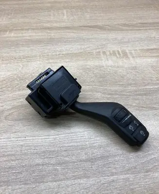 Ford Focus Wiper control stalk 4M5T17A553BD 17D346C