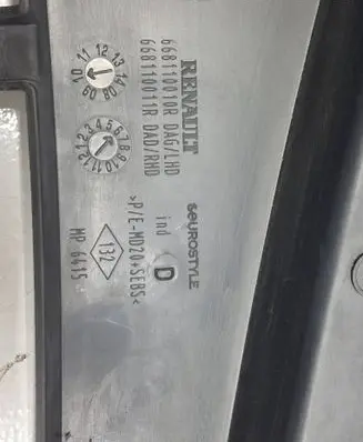 Renault Master III Windshield trim 668110010R