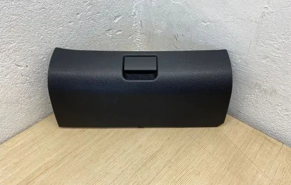 Mercedes-Benz CLS C219 Seat trim A2119185436 77010201 325222