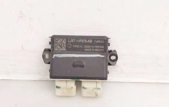 Ford Mustang Mach-E Trunk lid opening control unit LJ8T14F679AB