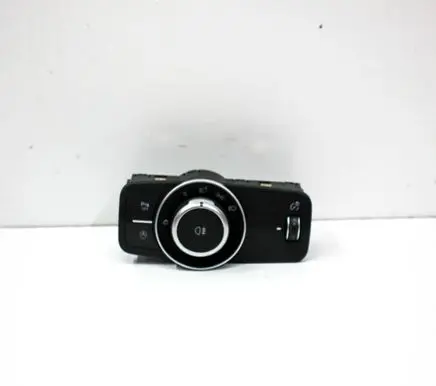 Alfa Romeo Giulia Light switch 01561284550