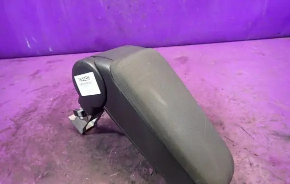 Audi A4 S4 B6 8E 8H Armrest 