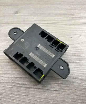 Chrysler Grand Voyager V Door control unit/module P04602807AH Z810070700 HV20870970