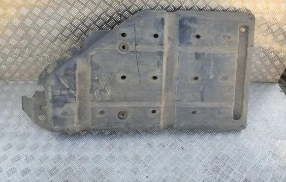 Lexus RX 330 - 350 - 400H Fuel tank bottom protection 7760648080